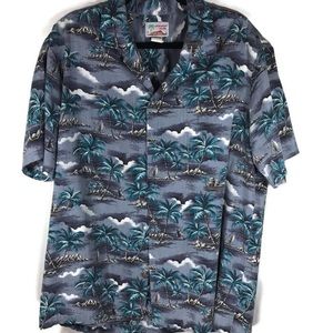 Evergreen Vintage Made in Hawaii Button Down Shirt